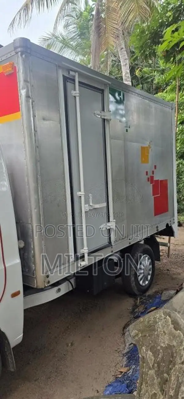 Tata Dimo Lokka 2016 Lorry (Used)