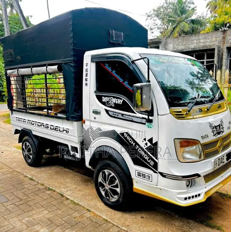 Tata Dimo Batta 2016 Lorry (Used)