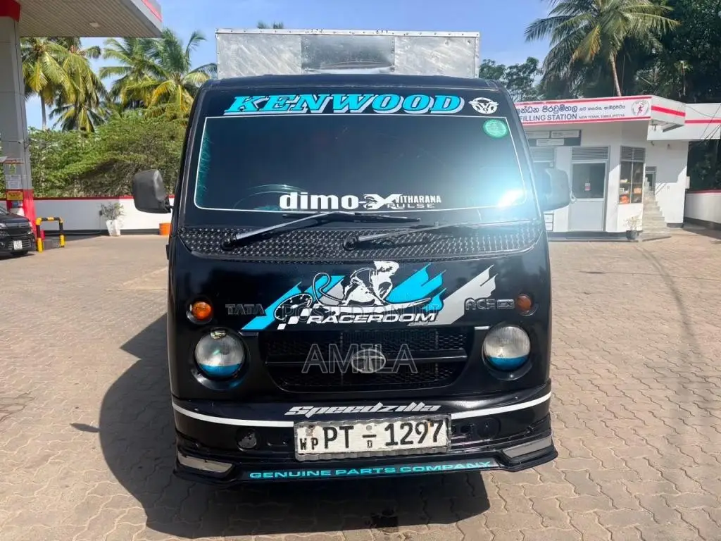 Tata Dimo Batta 2012 Lorry (Used)