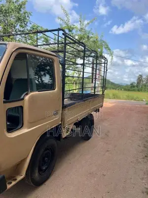 Isuzu ELF 1979 Lorry (Used)