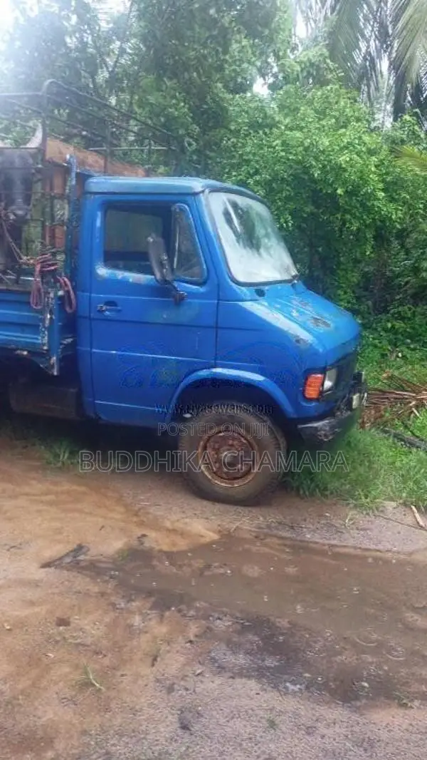 Tata 407 Singal Well 1996 Lorry (Used)