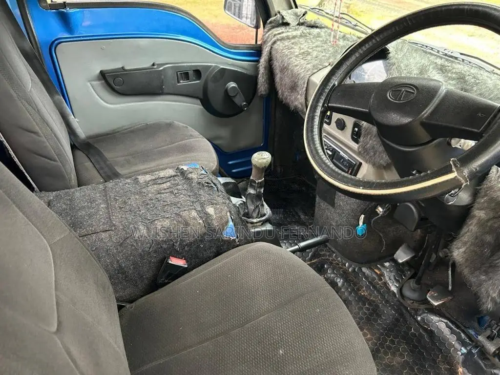 Tata Dimo Batta Ex2 2014 Lorry (Used)