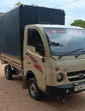 Tata Dimo Batta 2010 Lorry (Used)