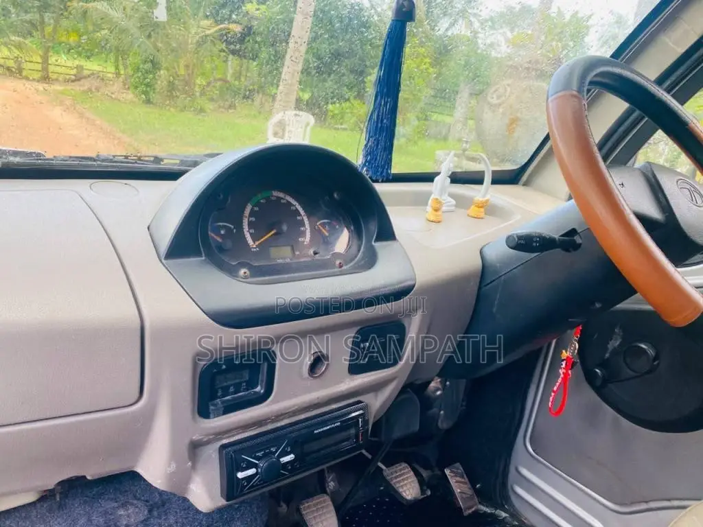 Tata Dimo Batta 2014 Lorry (Used)