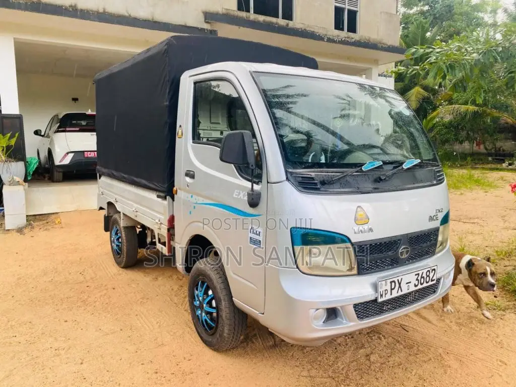 Tata Dimo Batta 2014 Lorry (Used)