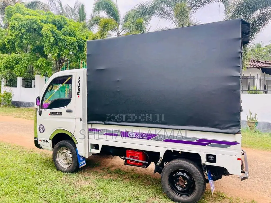 Tata Dimo Batta 2011 Lorry (Used)