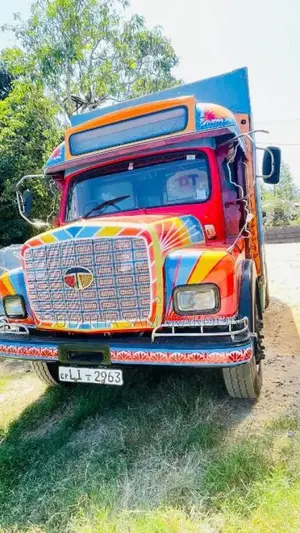 Tata 1613 2010 Lorry (Used)