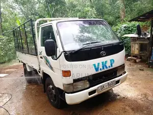 Toyota Dyna 1997 Lorry (Used)