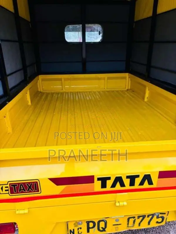 Tata Dimo Batta 2011 Lorry (Used)