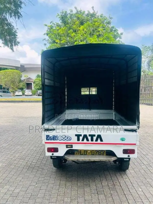 Tata Dimo Batta 2007 Lorry (Used)