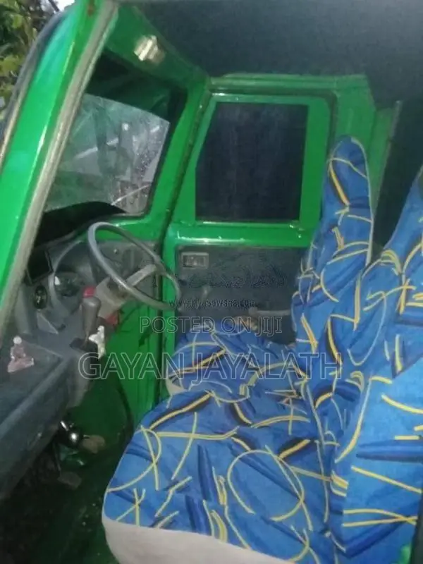 Mahindra Gio 2012 Lorry (Used)