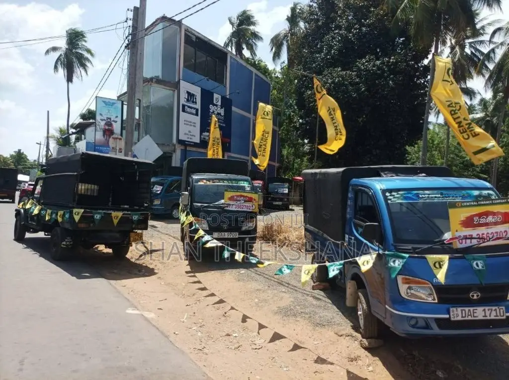 Tata Dimo Batta 2013 Lorry (Used)