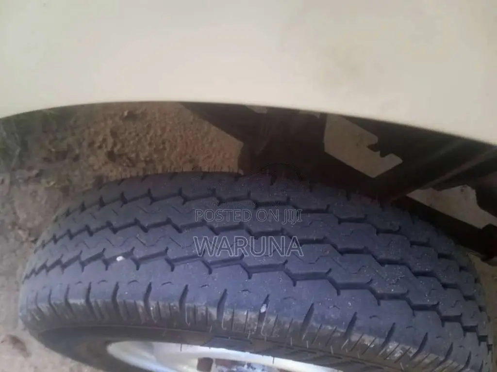 Tata Dimo Batta 2011 Lorry (Used)