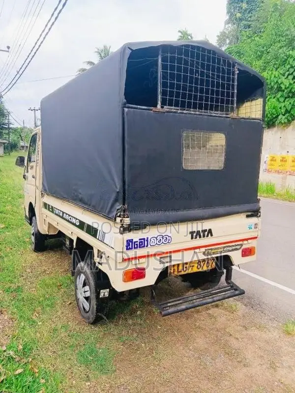 Tata Dimo Batta 2009 Lorry (Used)