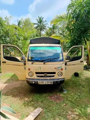 Tata Dimo Batta 2011 Lorry (Used)