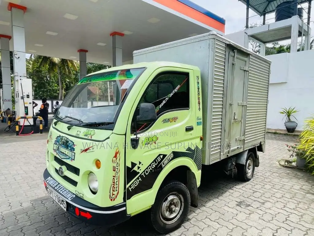 Tata Dimo Batta 2012 Lorry (Used)
