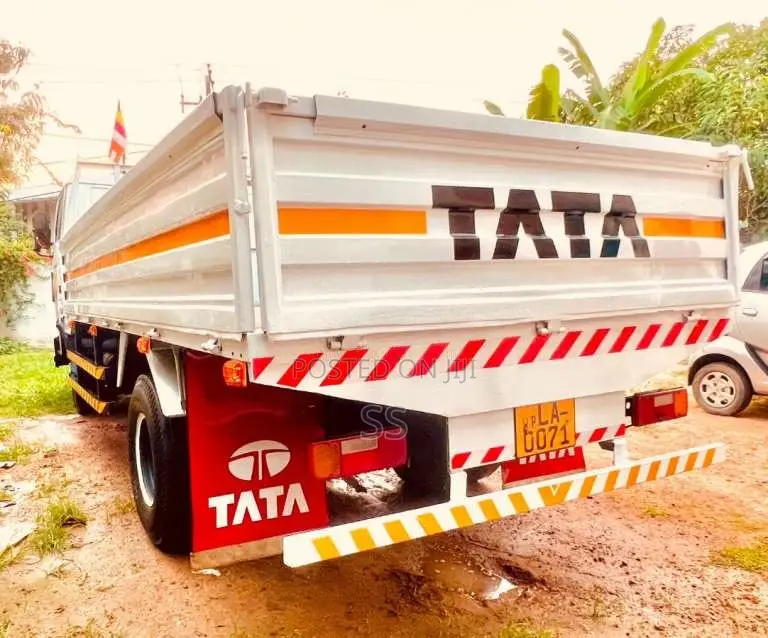 Tata 1713 2005 Lorry (Used)