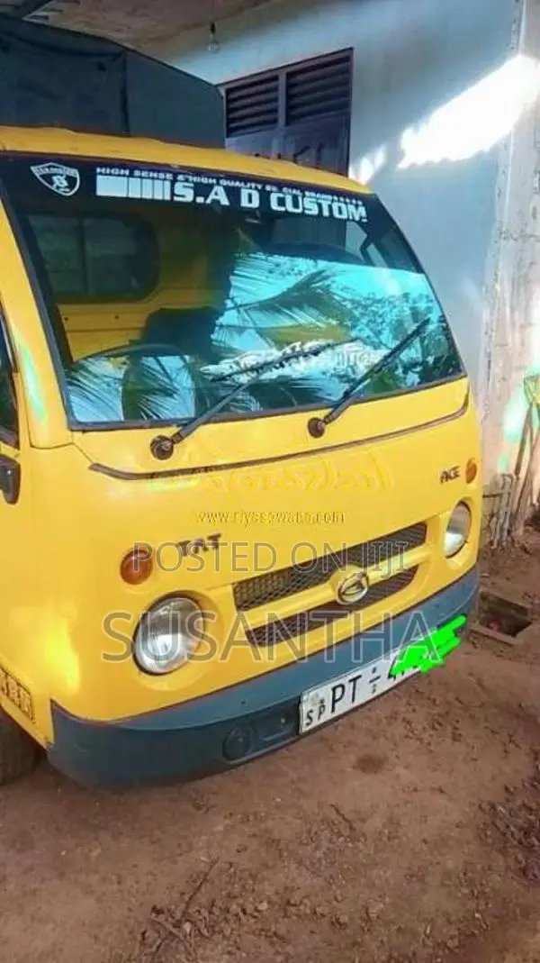 Tata Dimo Batta 2012 Lorry (Used)
