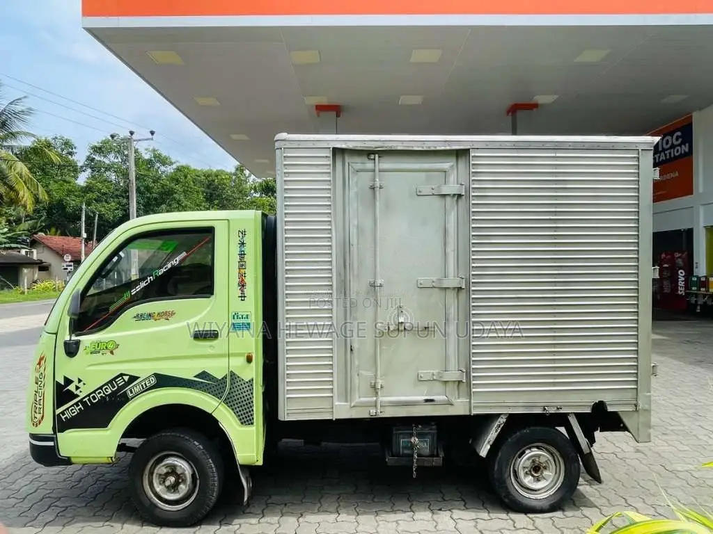 Tata Dimo Batta 2012 Lorry (Used)