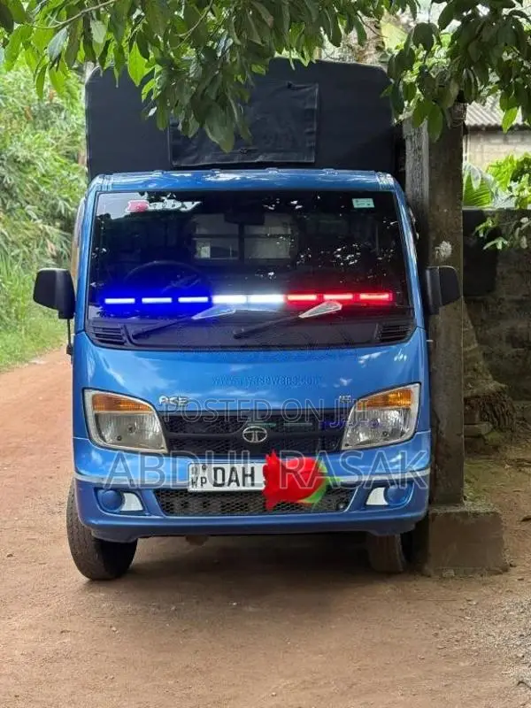 Tata Dimo Batta 2020 Lorry (Used)