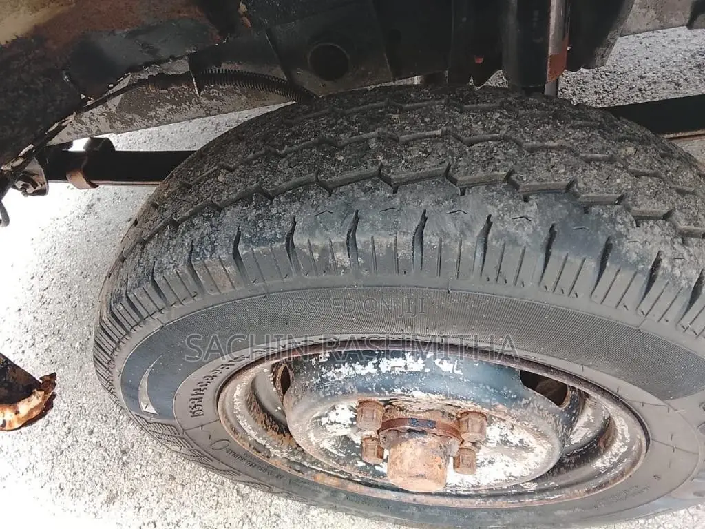 Tata Dimo Batta 2007 Lorry (Used)