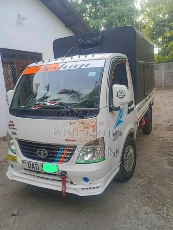 Tata Dimo Lokka 2015 Lorry (Used)