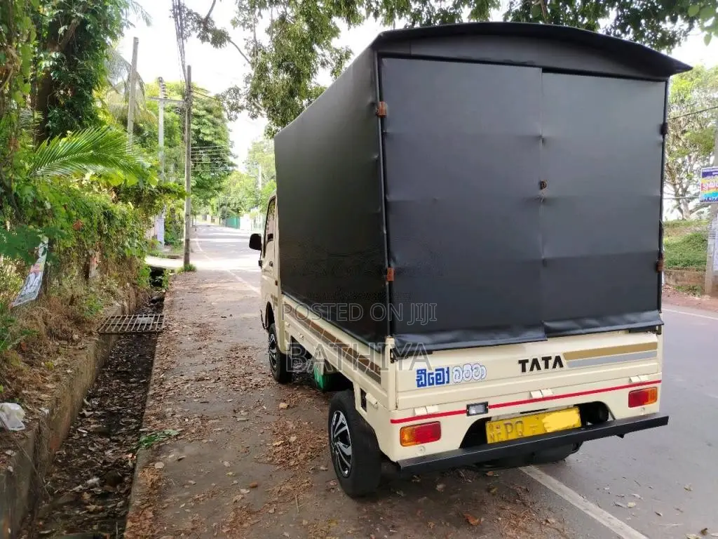 Tata Dimo Batta 2011 Lorry (Used)