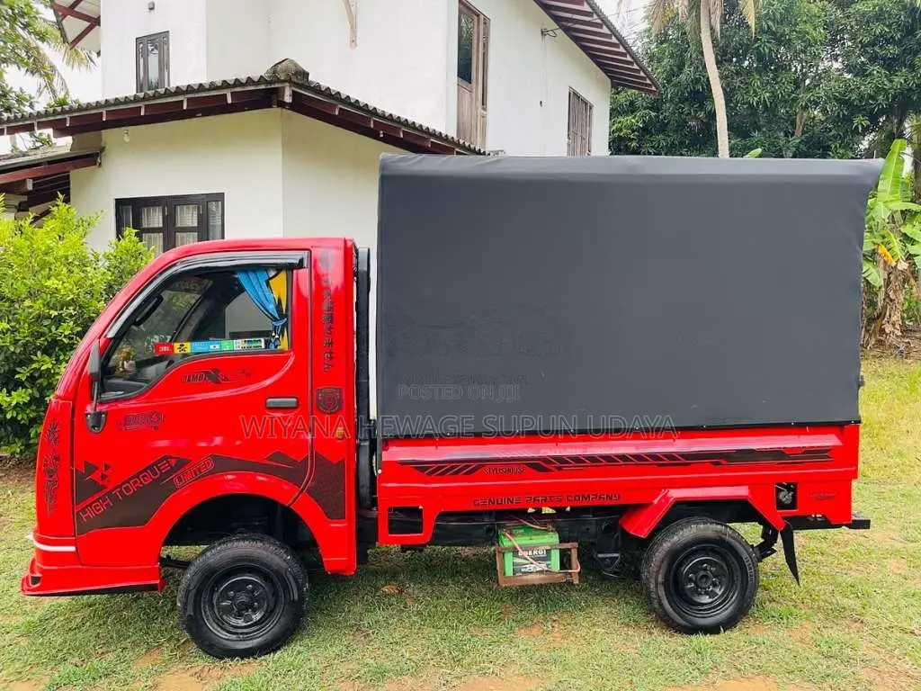 Tata Dimo Batta 2011 Lorry (Used)