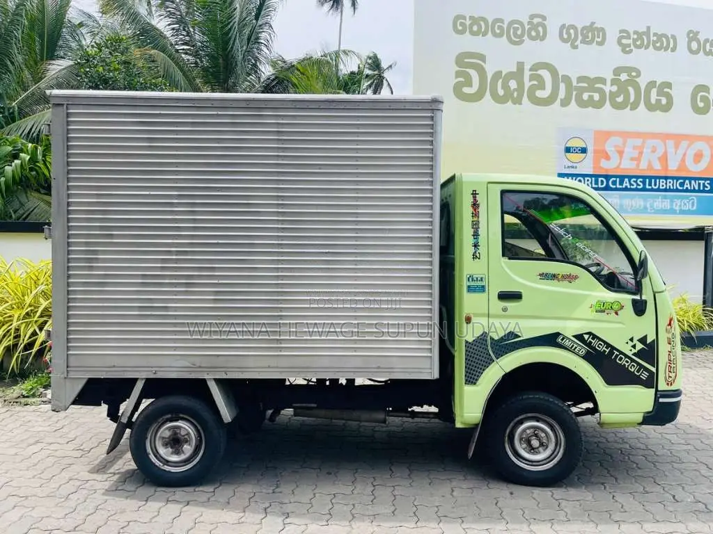 Tata Dimo Batta 2012 Lorry (Used)