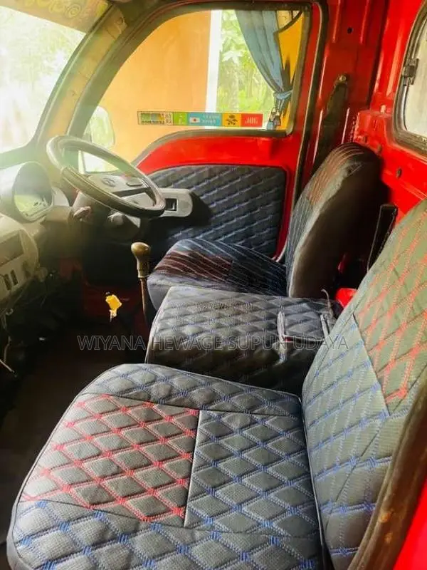 Tata Dimo Batta 2011 Lorry (Used)