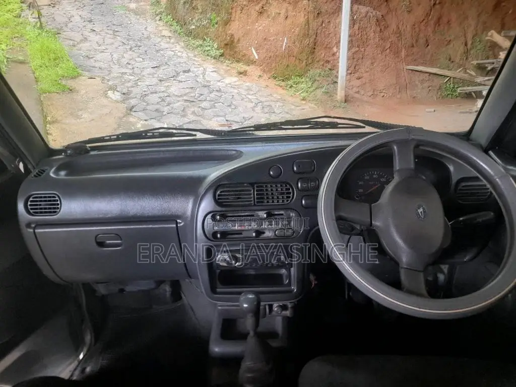 Daihatsu Hijet 2003 Van (Used)