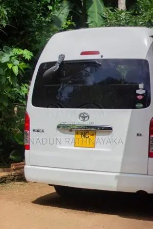 Toyota KDH Highroof 2015 Van (Used)