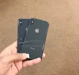 Apple iPhone XS (Used)