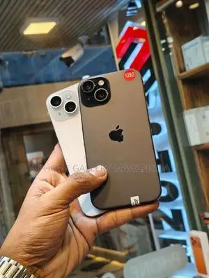 Apple iPhone 15 128GB (Used)