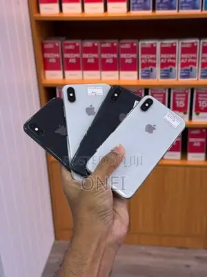 Apple iPhone XS (Used)