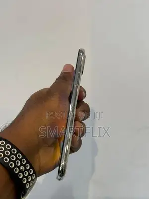 Apple iPhone XS (Used)