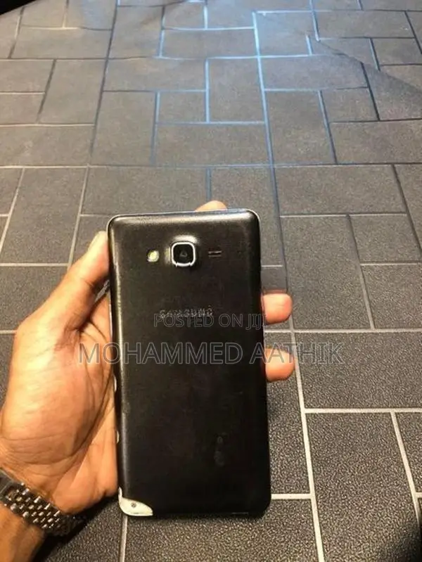 Samsung Galaxy On7 on 7 (Used)