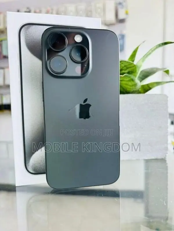 Apple iPhone 15 Pro 256GB Black Fullset (Used)