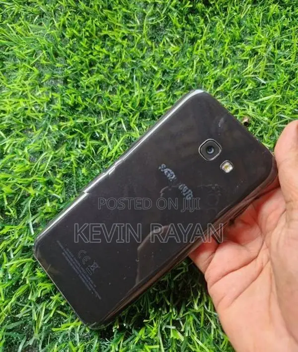 Samsung Galaxy A5 2017 (Used)