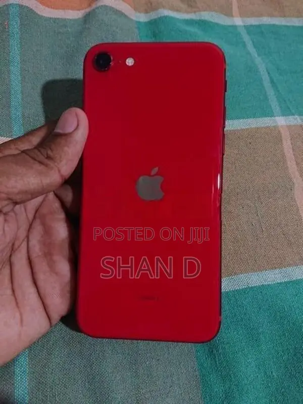 Apple iPhone SE 2 (Used)