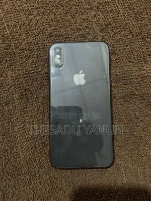 Apple iPhone X (Used)