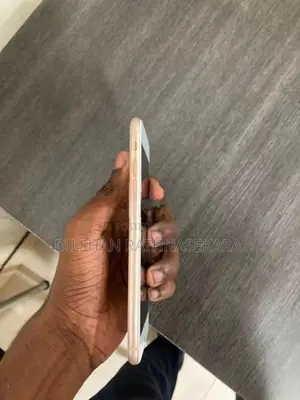 Apple iPhone 8 Plus (Used)