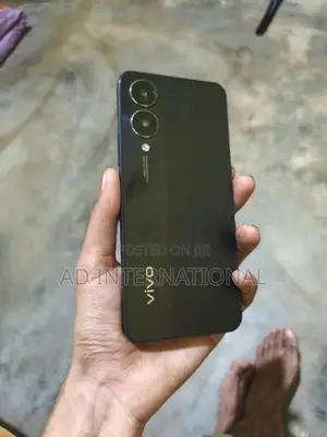 Vivo Y28 128GB (Used)