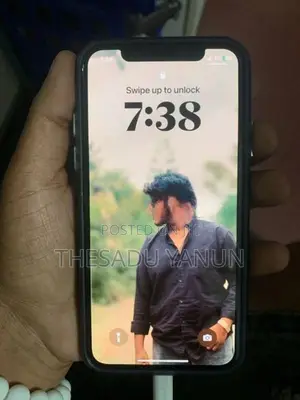 Apple iPhone X (Used)