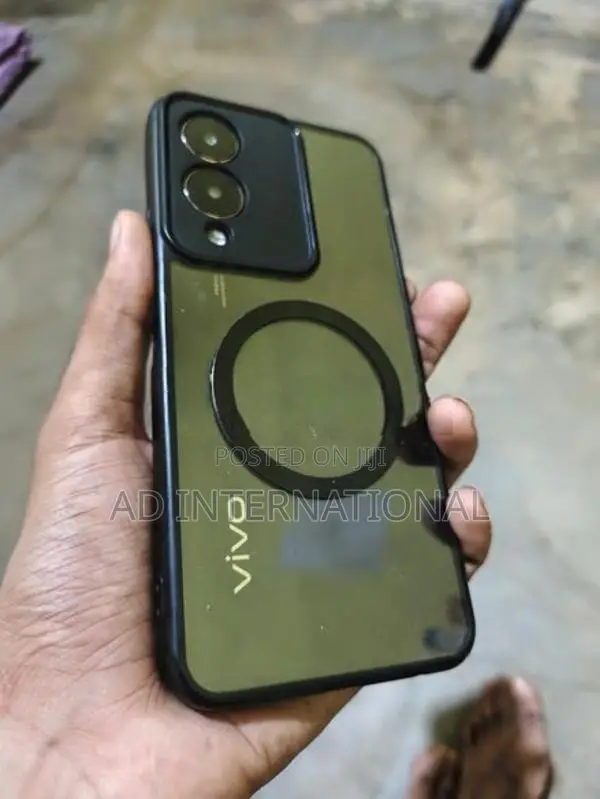 Vivo Y28 128GB (Used)