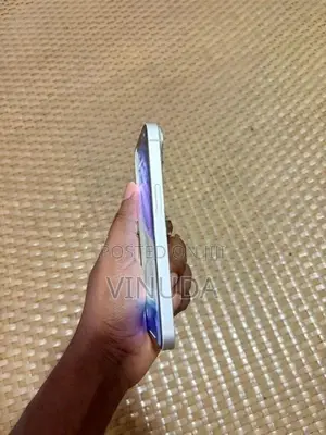 Apple iPhone 14 (Used)