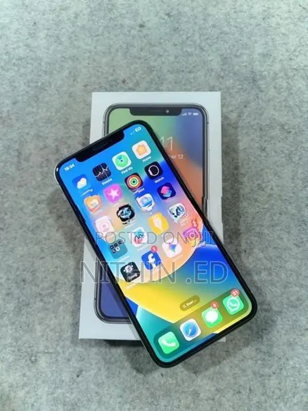 Apple iPhone X (Used)