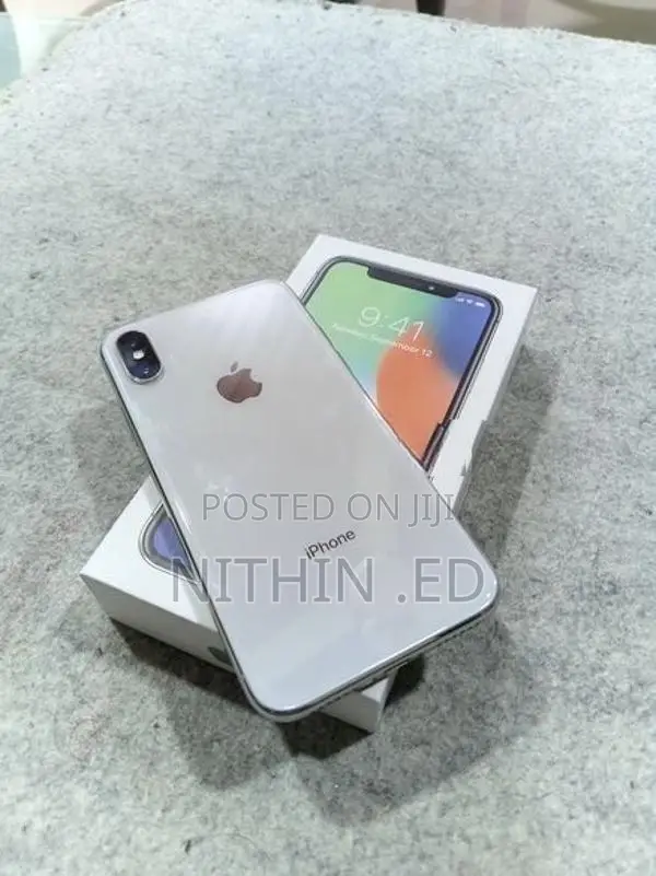 Apple iPhone X (Used)