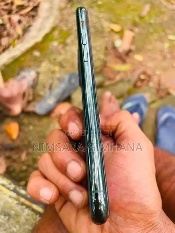 Apple iPhone 11 Pro (Used)