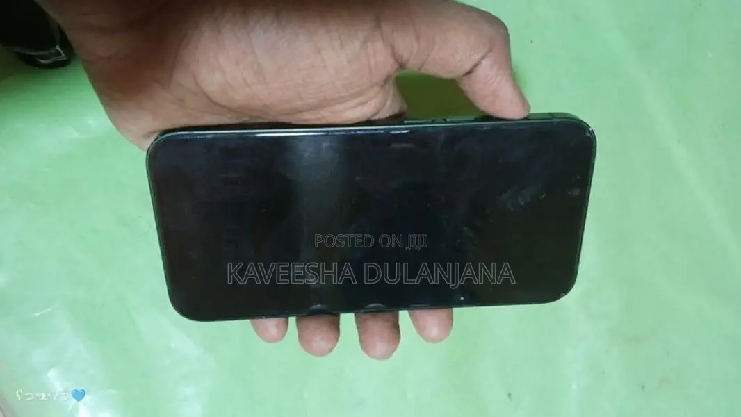Apple iPhone 13 (Used)